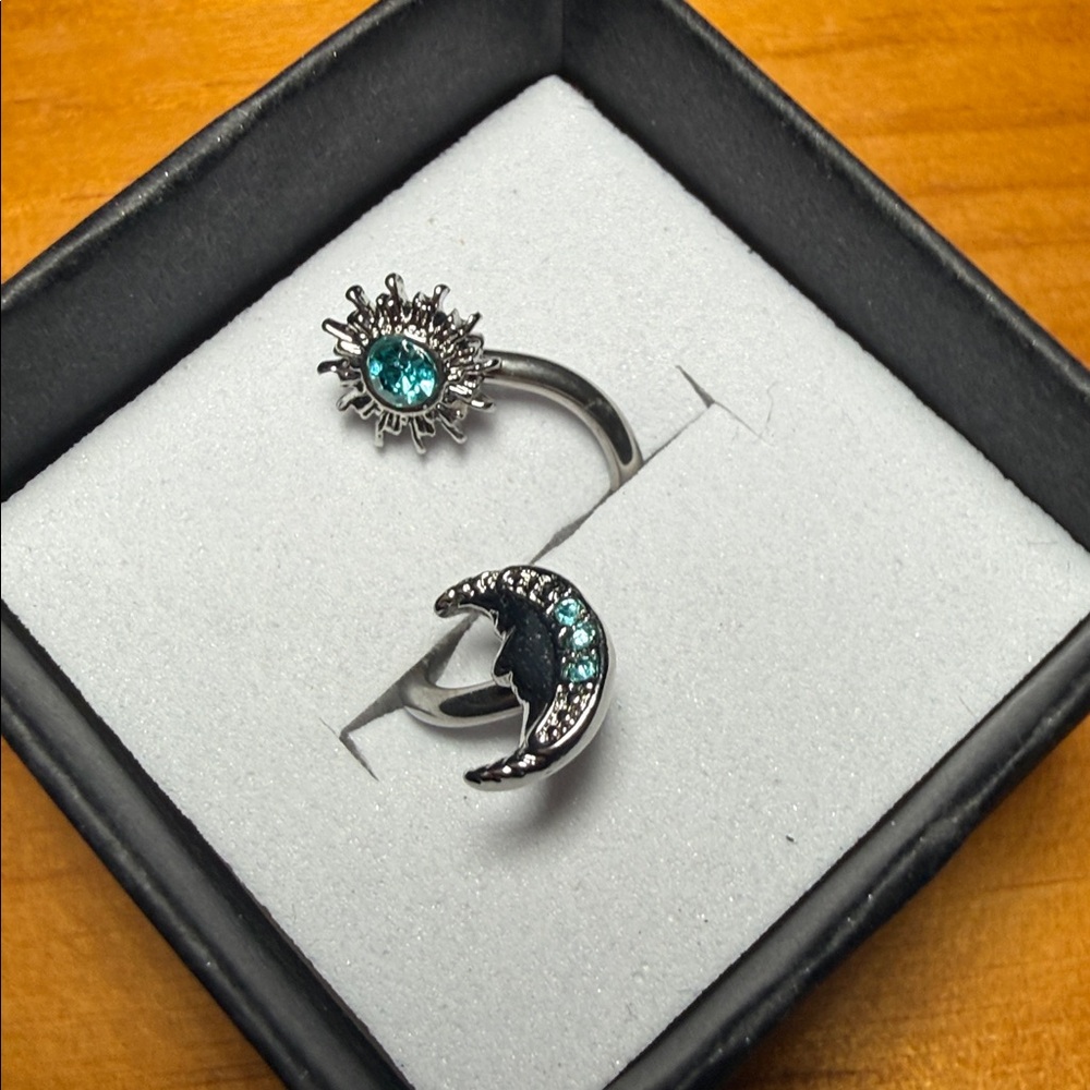 Elegant Silver 16g Blue Sun & Crescent Moon Belly Ring